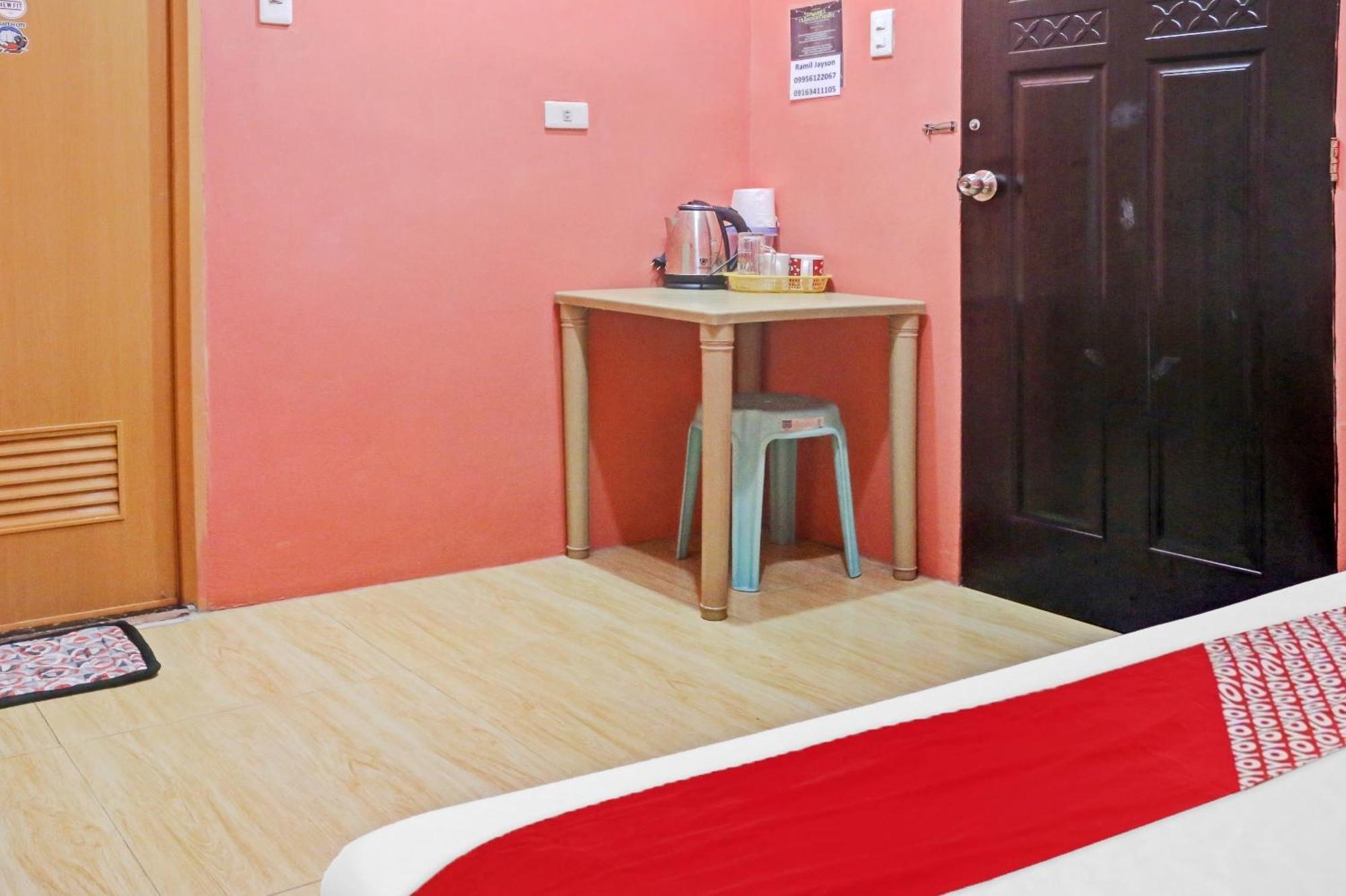 Solanos Transient House Hotel Pasay Buitenkant foto