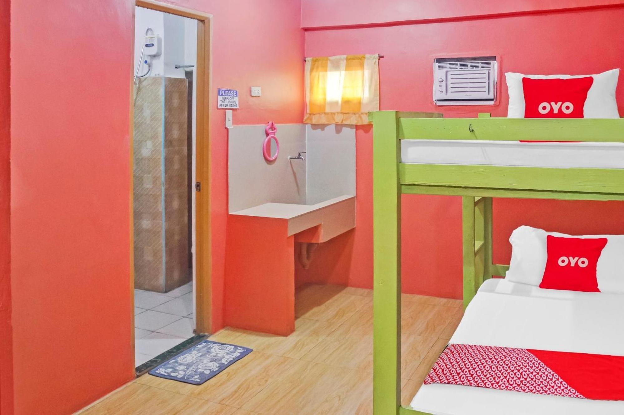 Solanos Transient House Hotel Pasay Buitenkant foto